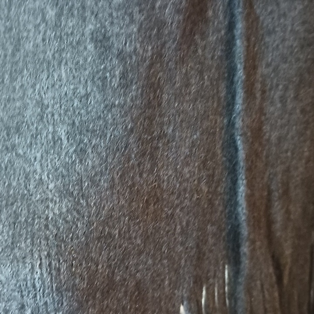Lucky Brand Fringe Scarf Grey NWT - Picture 5 of 6